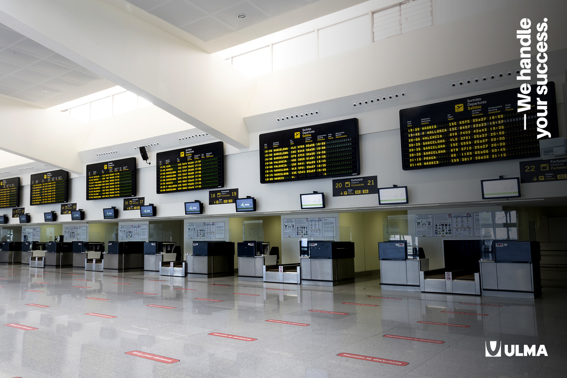  SECURITY IN AIRPORTS: your baggage during inspection 